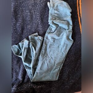 Woman’s lounging pants